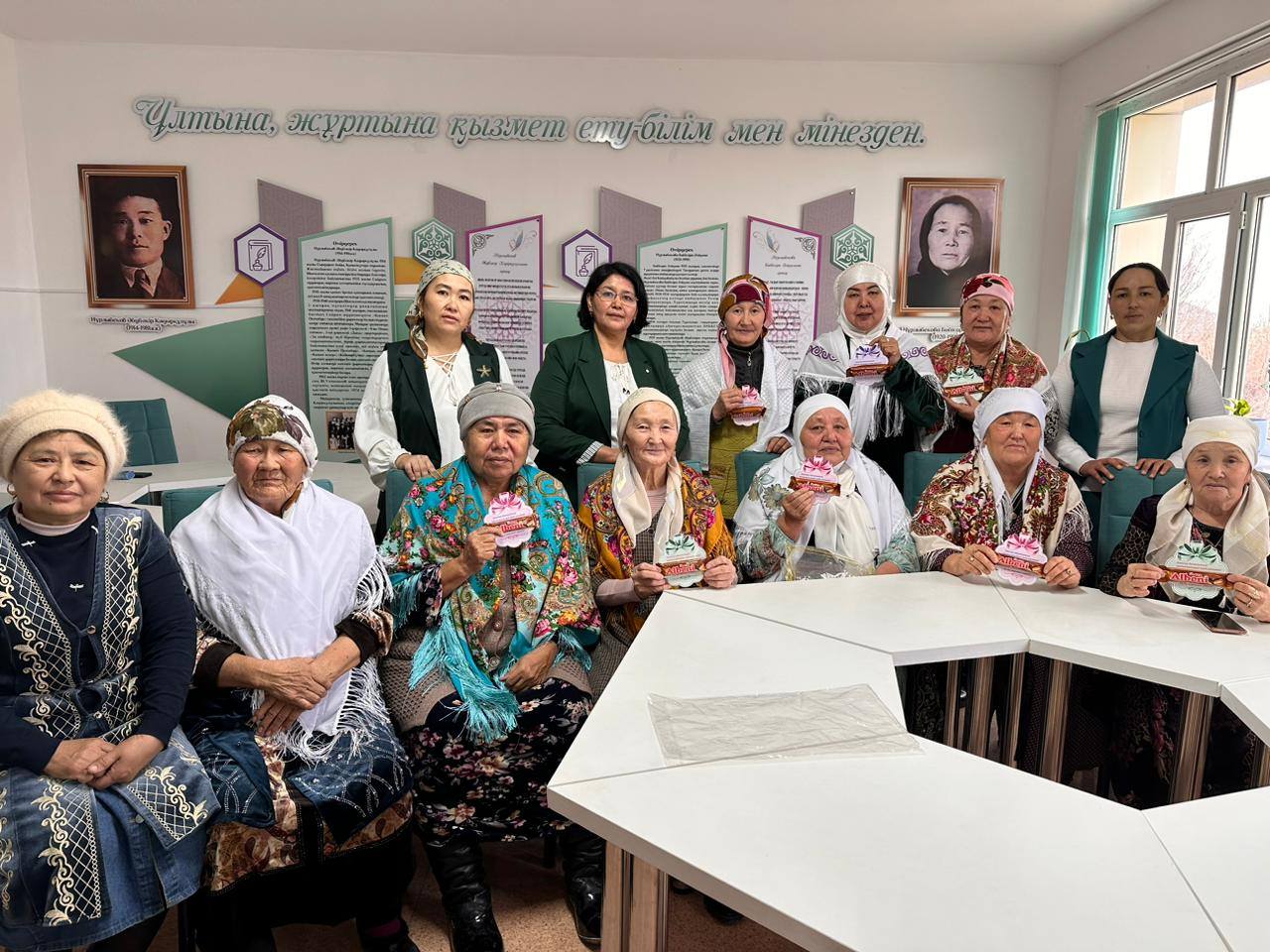 "Ырым -тиым- әдептілік негіздері " тақырыбында әжелер отырысы болып өтті.