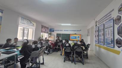 11.02.2026ж.  Сыздыкова Нұргүл 3 «Ә» сынып оқушыларымен бірге «Компьютерде және құжатта ақпаратты іздеу» тақырыбында ашық сабақ өткізді.